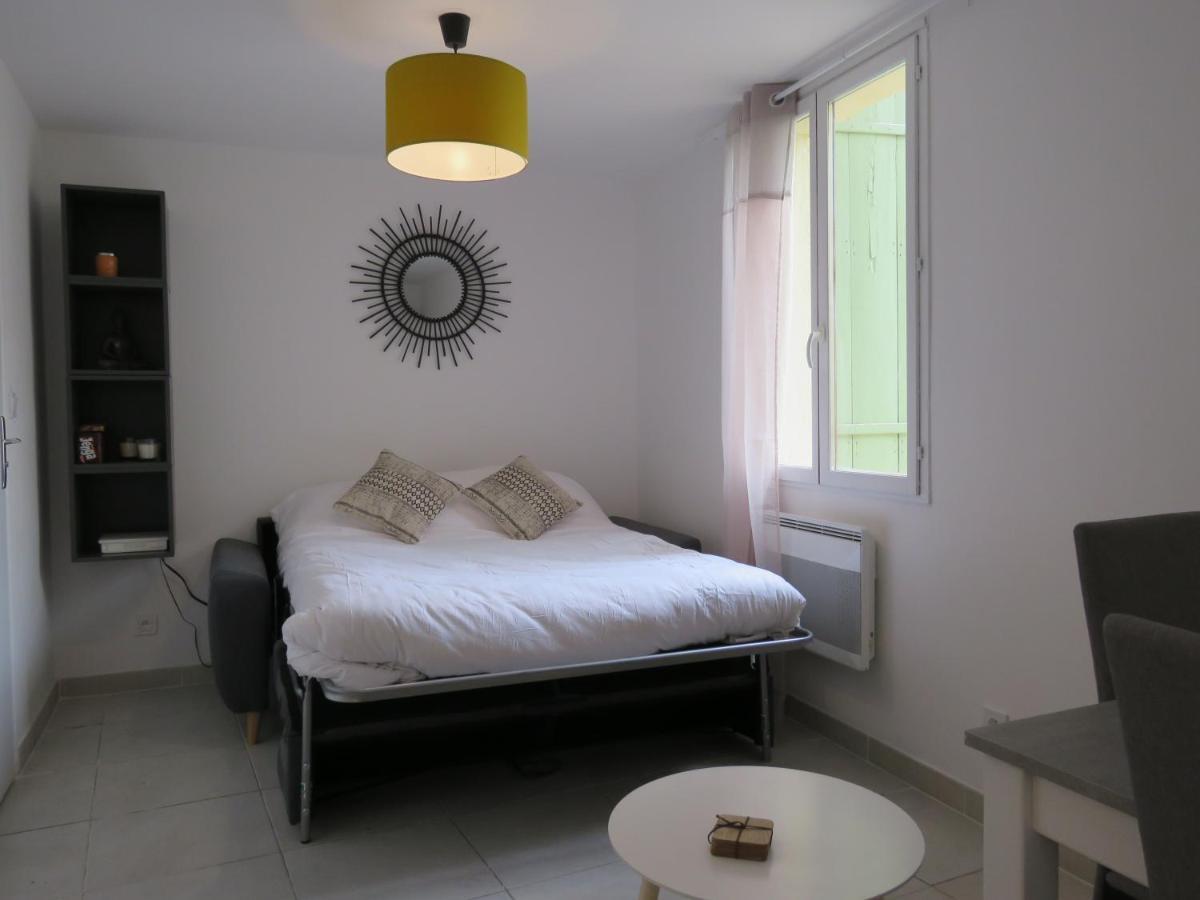 Appartement Centre Historique Avec Terrasse Au Porte De La Camargue Saint-Gilles  Luaran gambar